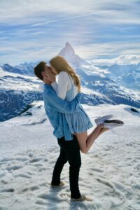 Date Stable, Not Broke: Why You Should Never Date 50/50 Men